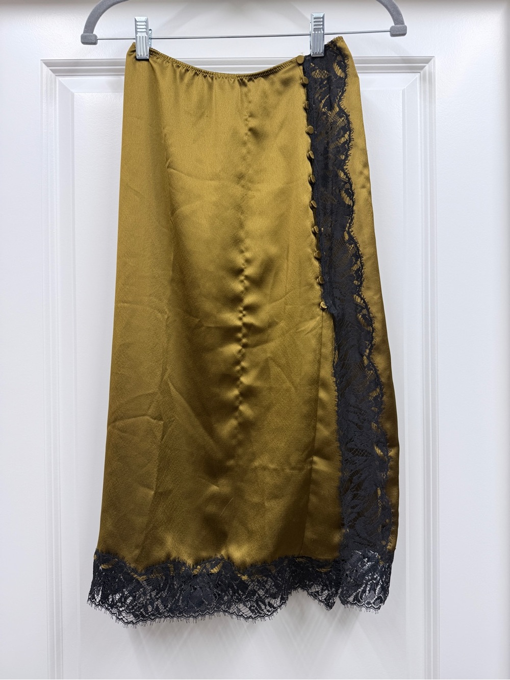 Victoria's Secret Chartreuse Olive Satin Lace Trim Button Accent Slip Skirt S